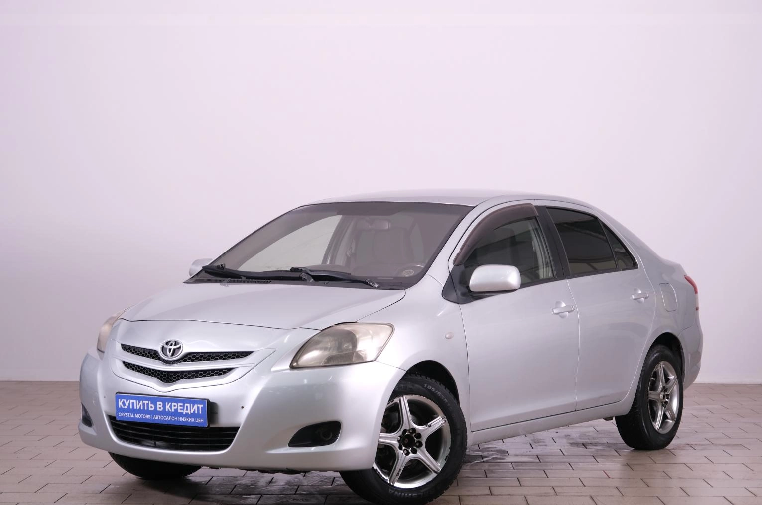 Toyota Yaris 3 из 21