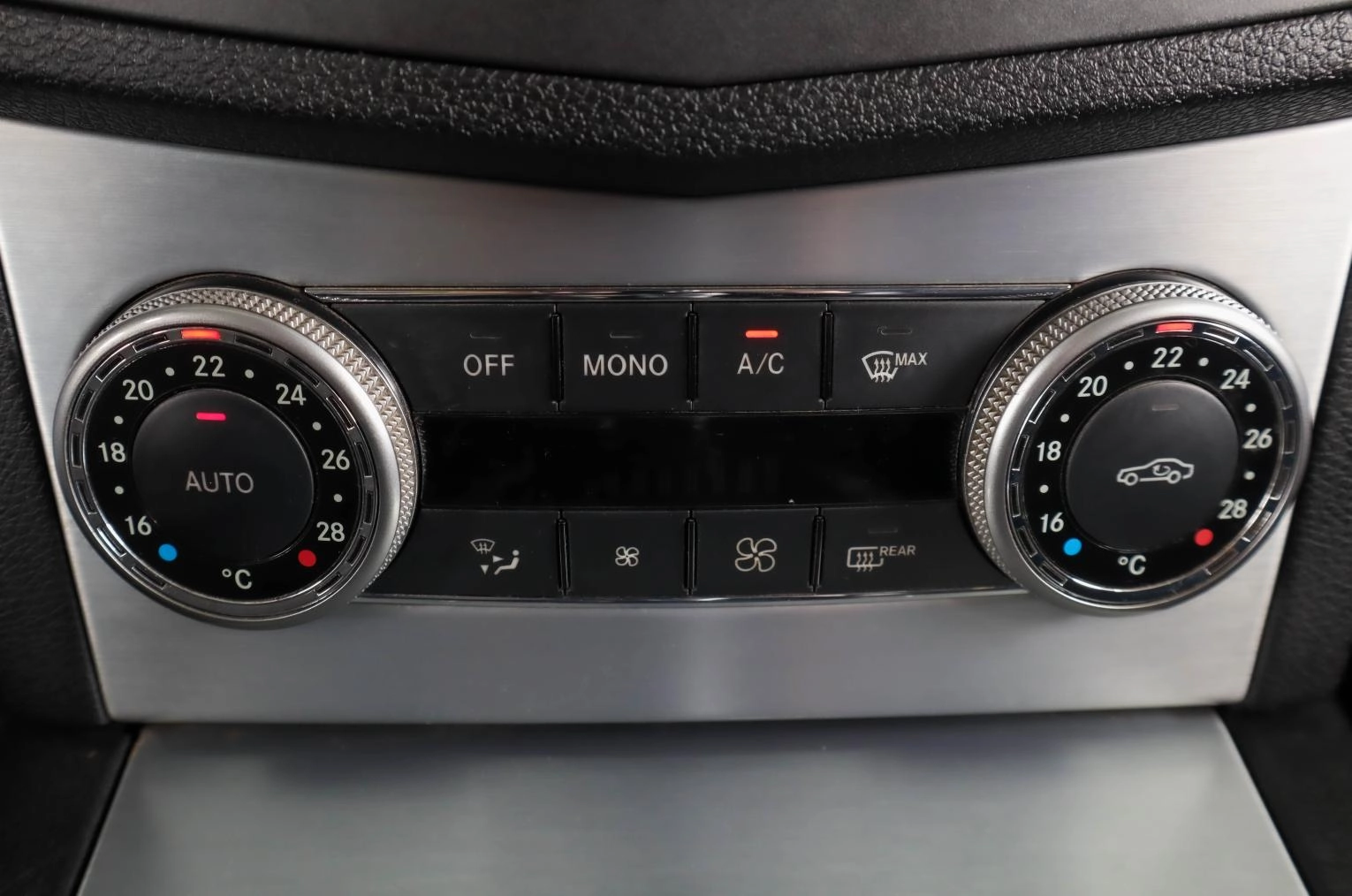 Mercedes-Benz C-класс 20 из 25