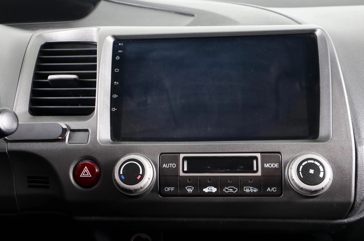 Honda Civic 17 из 21