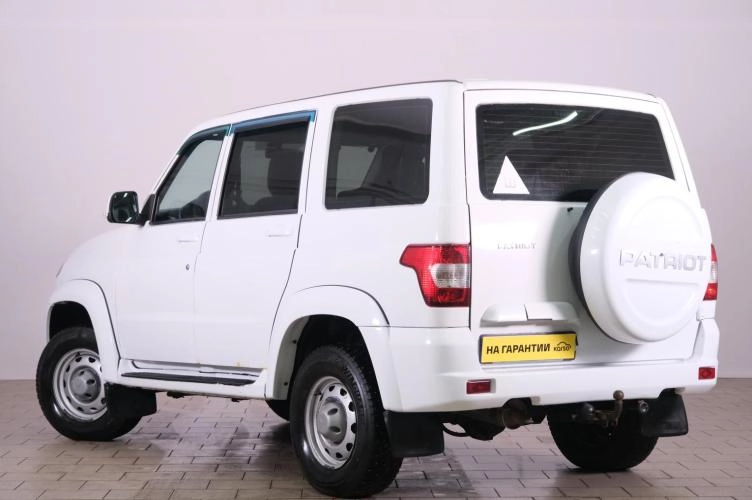 УАЗ Patriot 4 из 5
