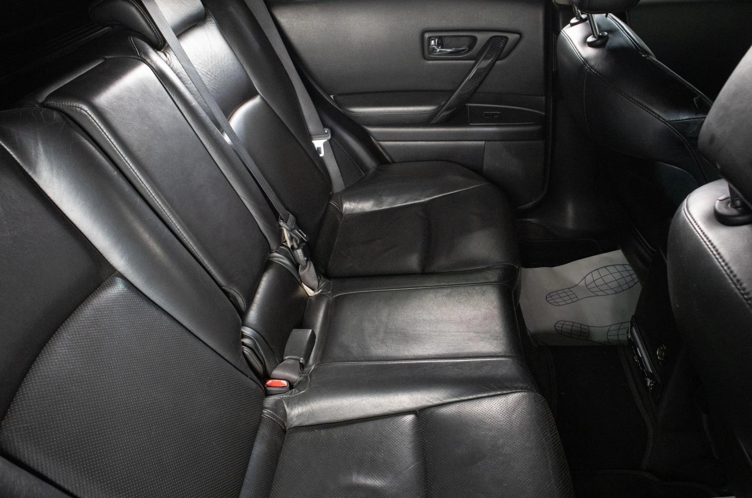 Infiniti FX35 15 из 17