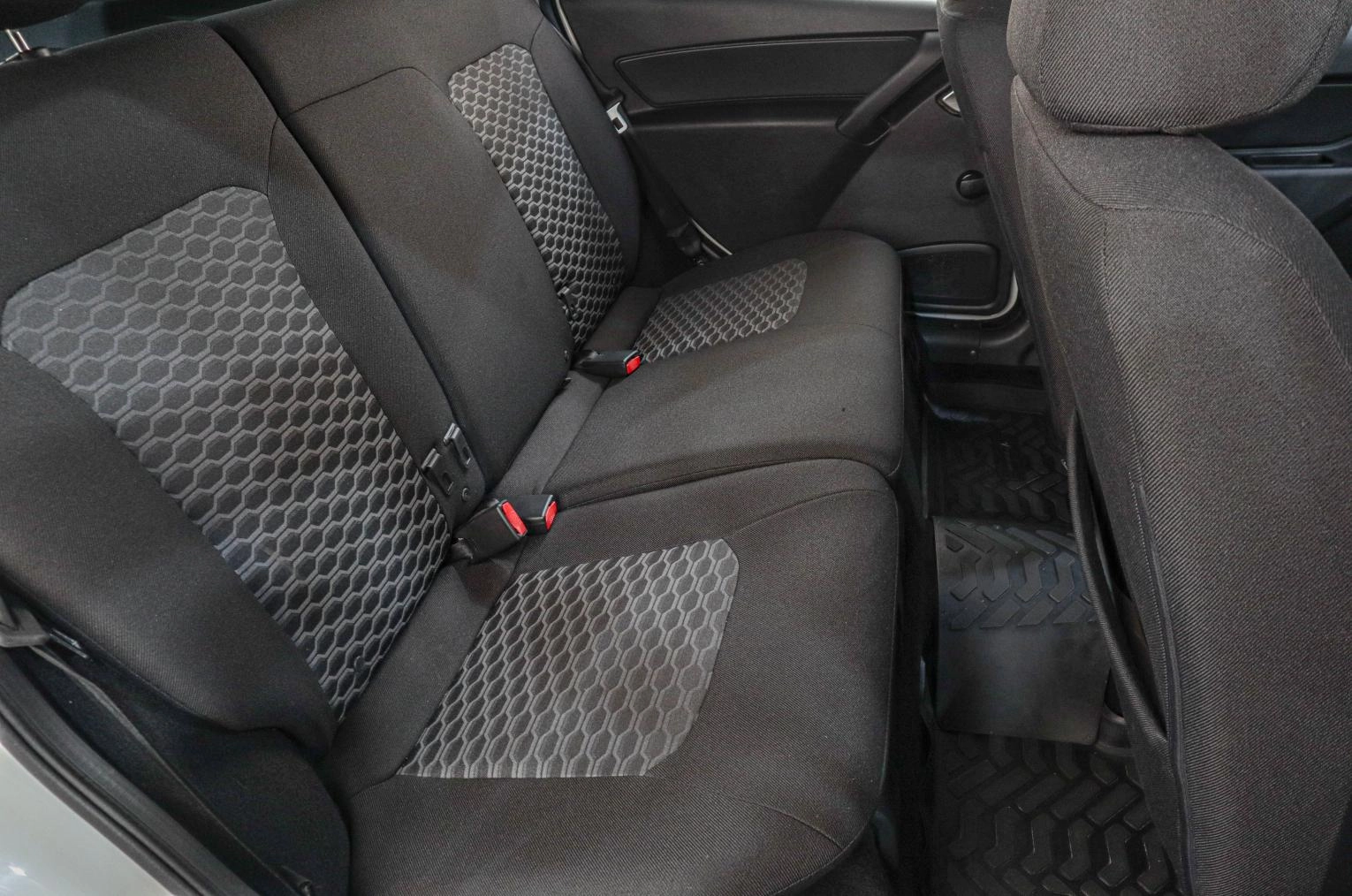 ВАЗ (LADA) Granta 13 из 16