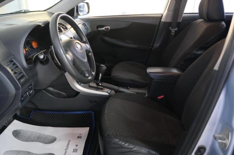 Toyota Corolla 7 из 19