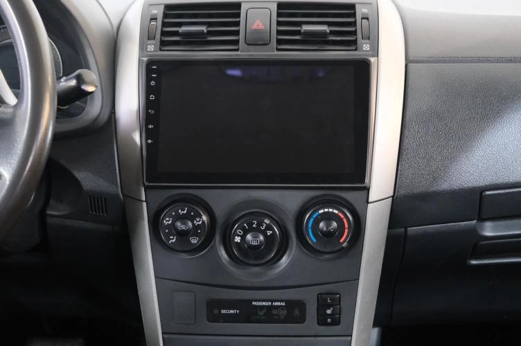 Toyota Corolla 13 из 19