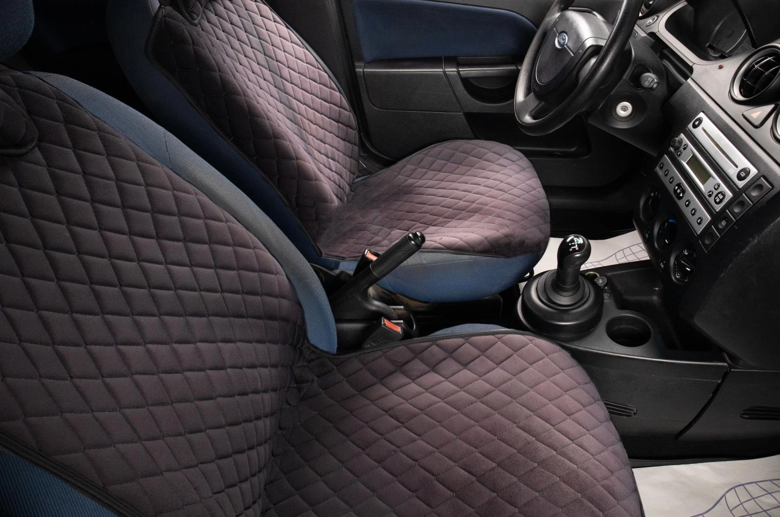 Ford Fiesta 13 из 15