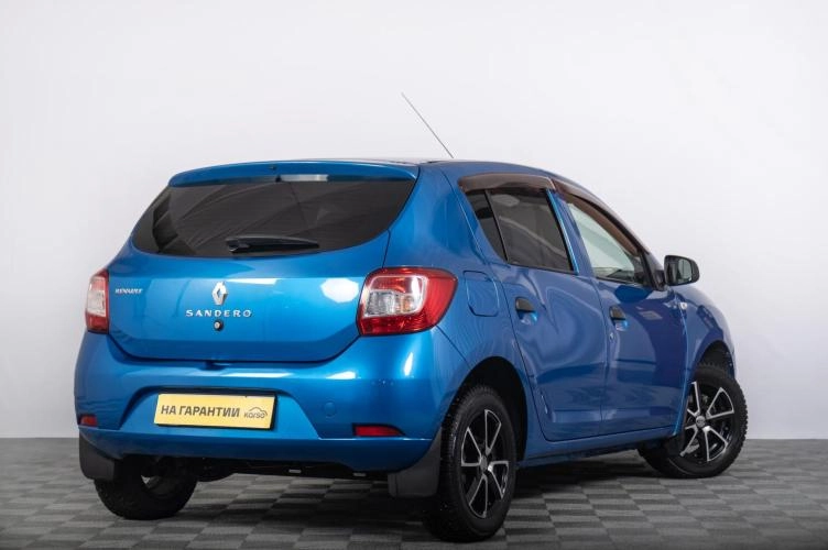 Renault Sandero 6 из 6