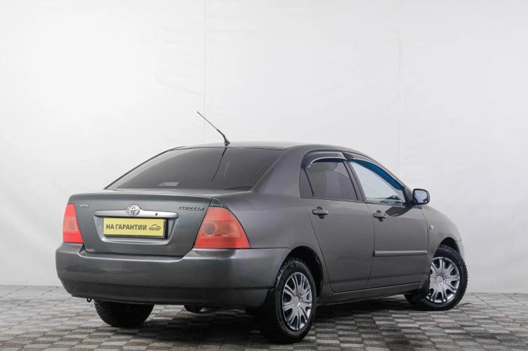 Toyota Corolla 6 из 6