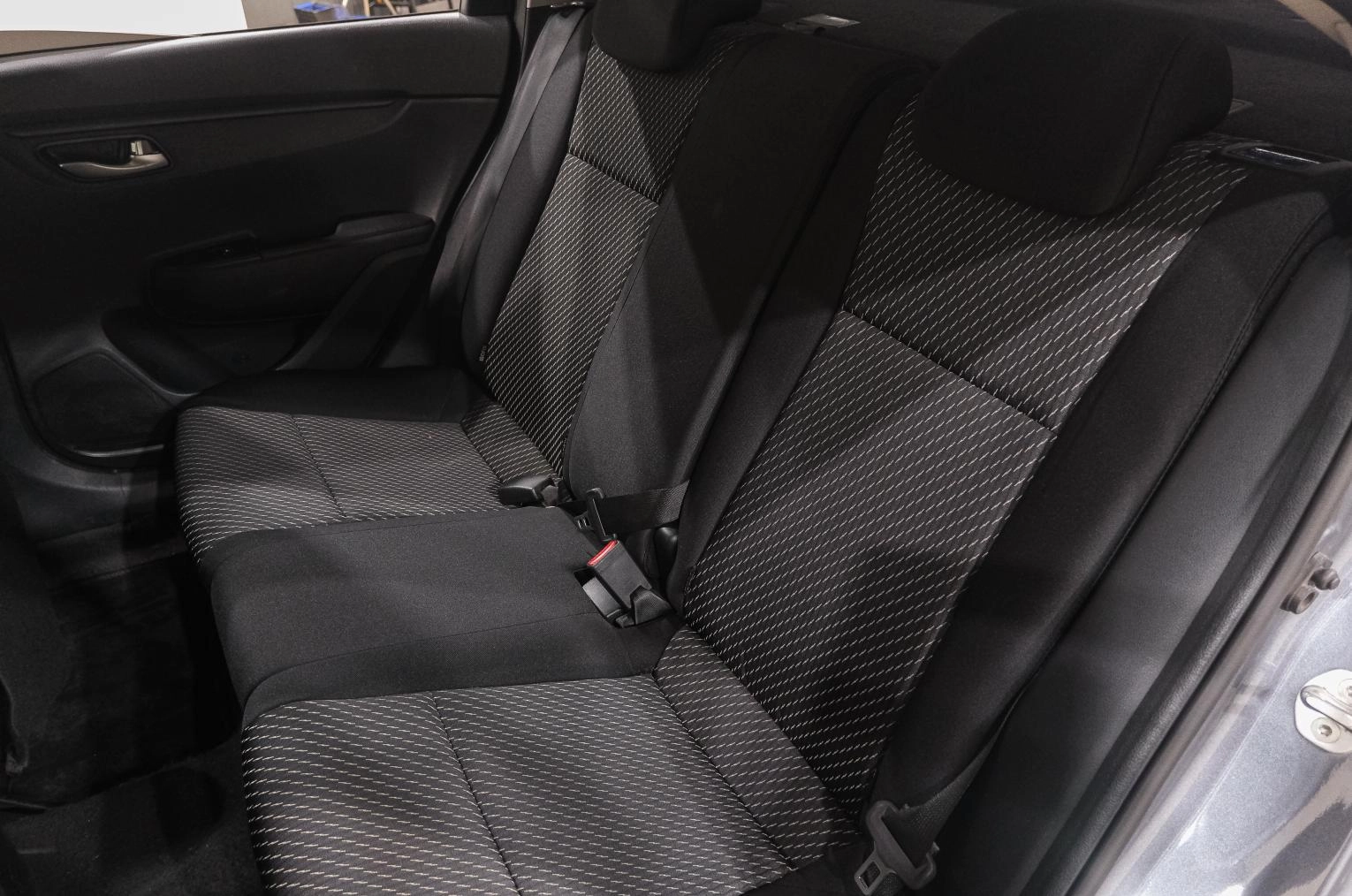 KIA Rio 28 из 29