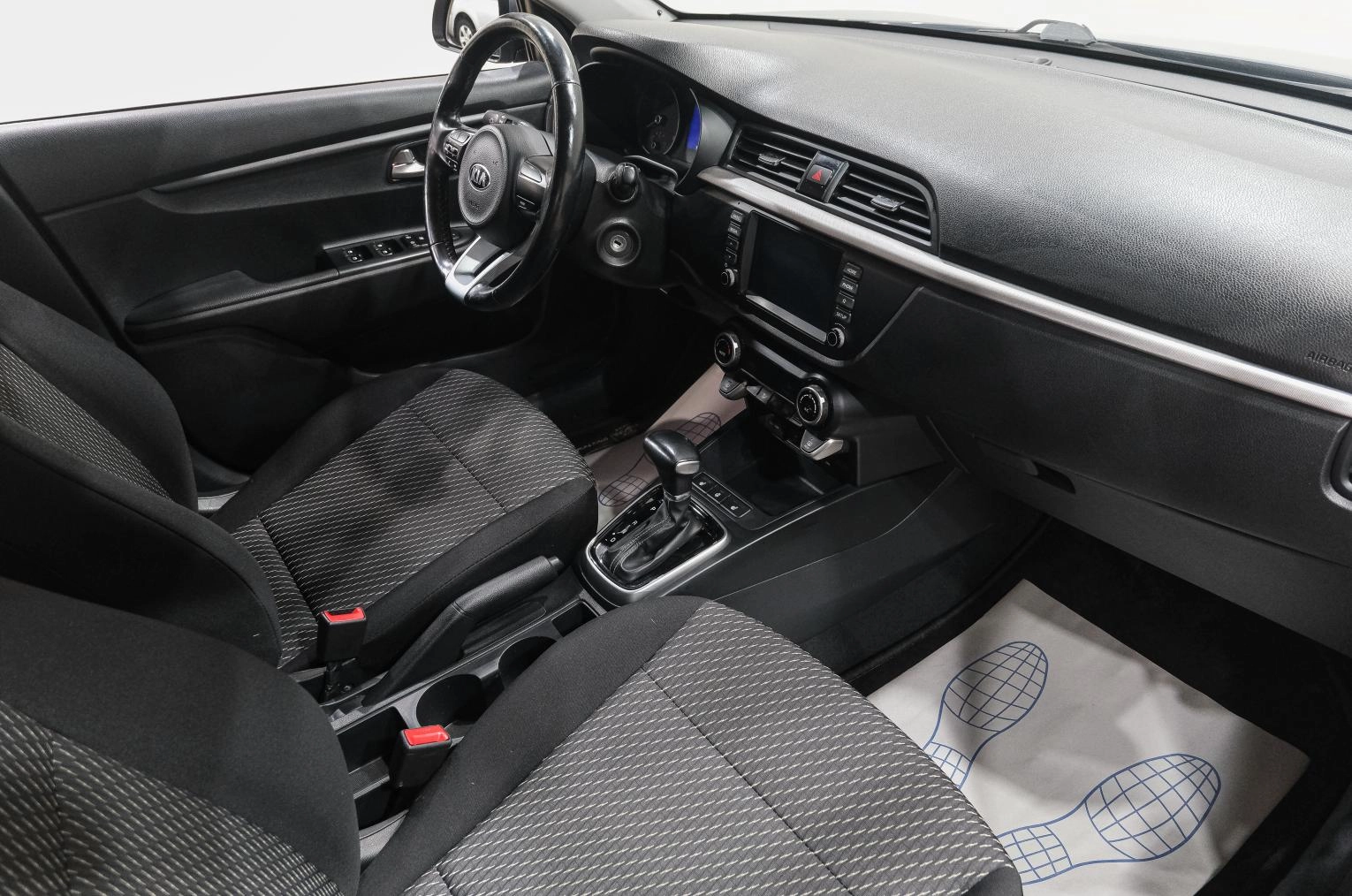 KIA Rio 13 из 29