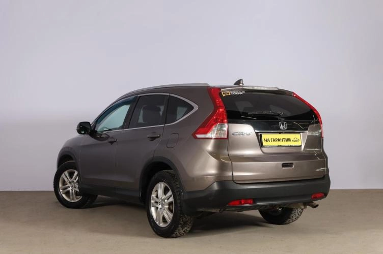 Honda CR-V 6 из 6