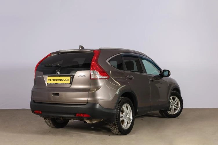 Honda CR-V 4 из 6