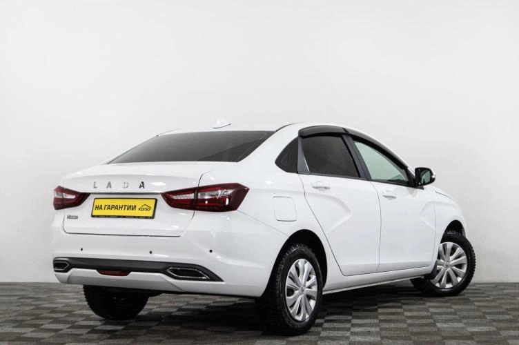 ВАЗ (LADA) Vesta 4 из 6