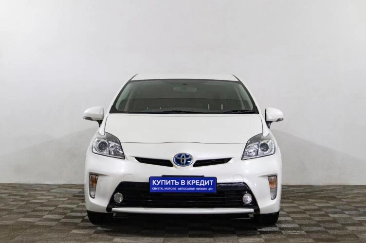 Toyota Prius 2 из 5