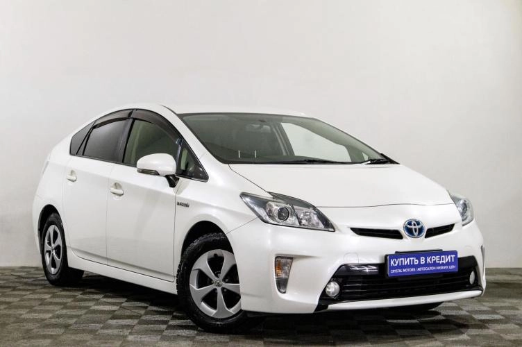 Toyota Prius 1 из 5