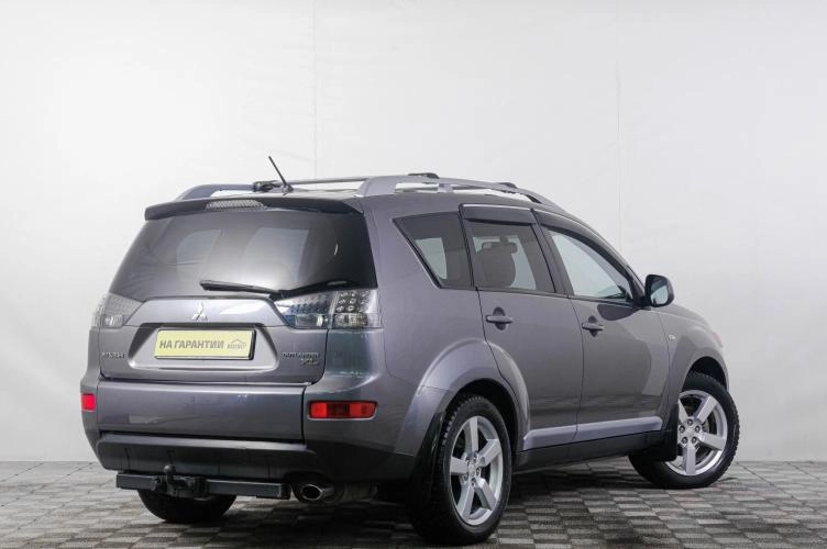Mitsubishi Outlander 6 из 6