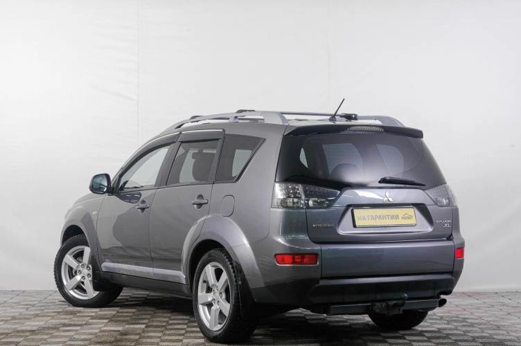 Mitsubishi Outlander 4 из 6