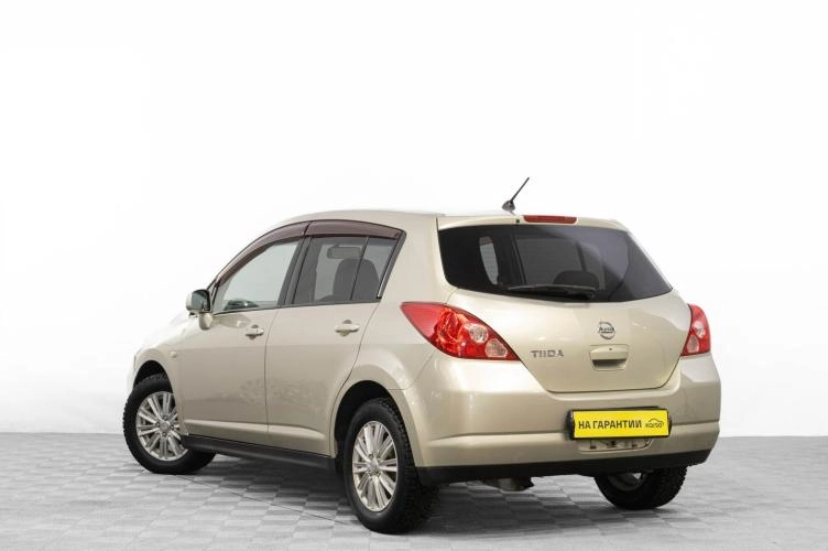Nissan Tiida 6 из 6