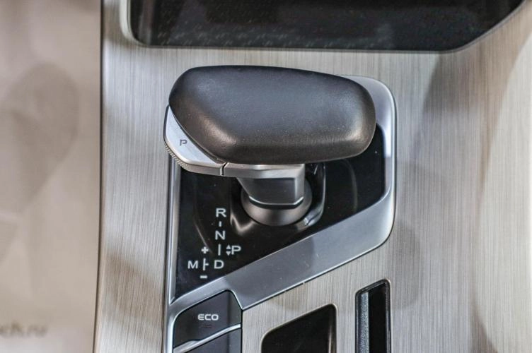 Geely Coolray 17 из 23
