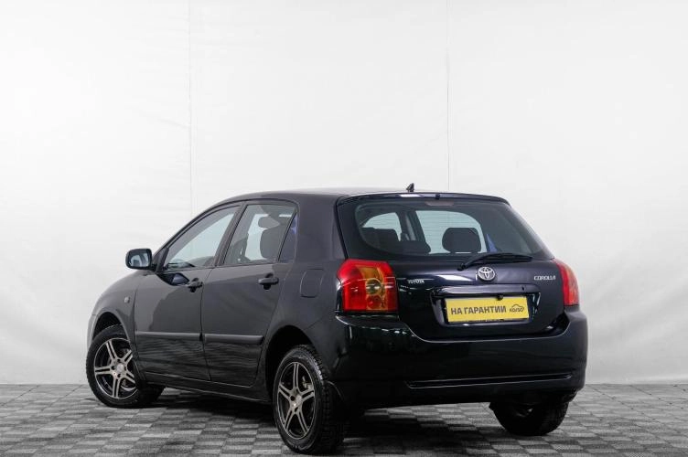 Toyota Corolla 4 из 6