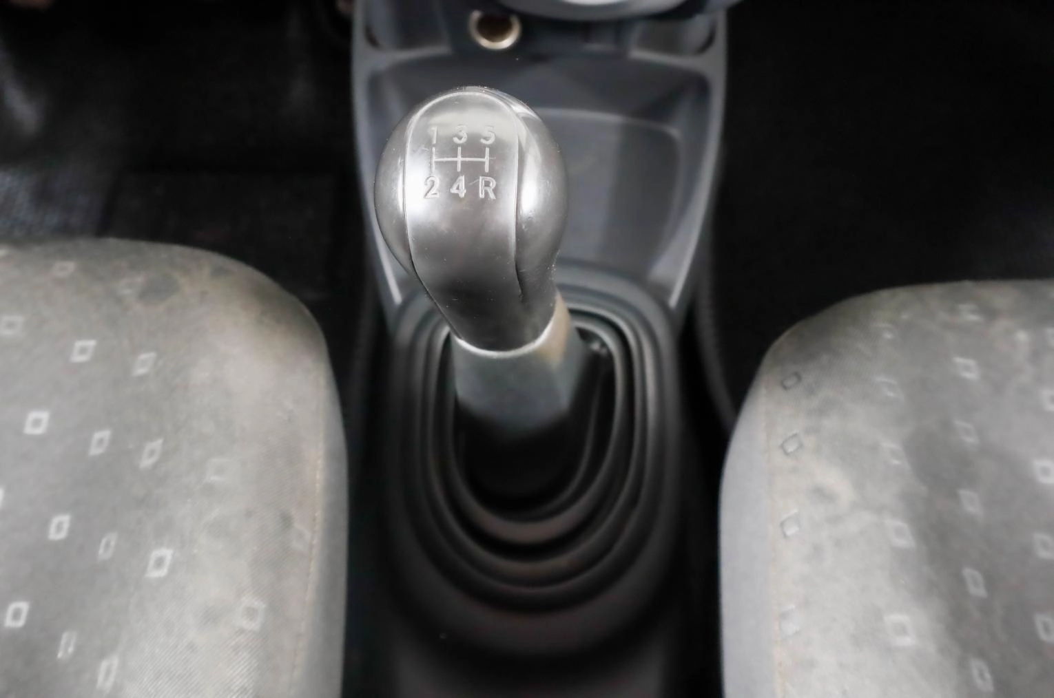 Toyota Yaris 17 из 18