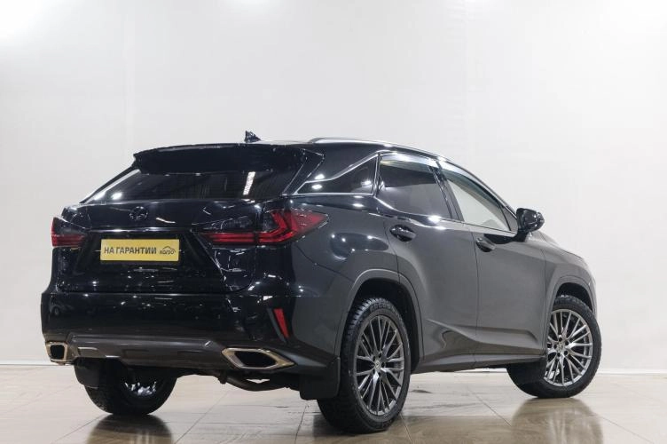 Lexus RX 6 из 6