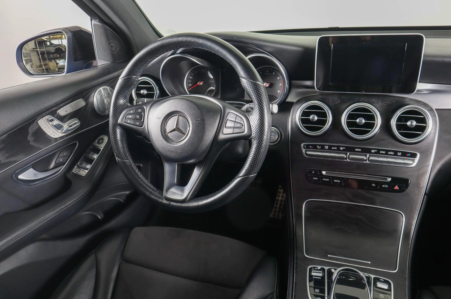 Mercedes-Benz GLC-класс Coupe 15 из 30