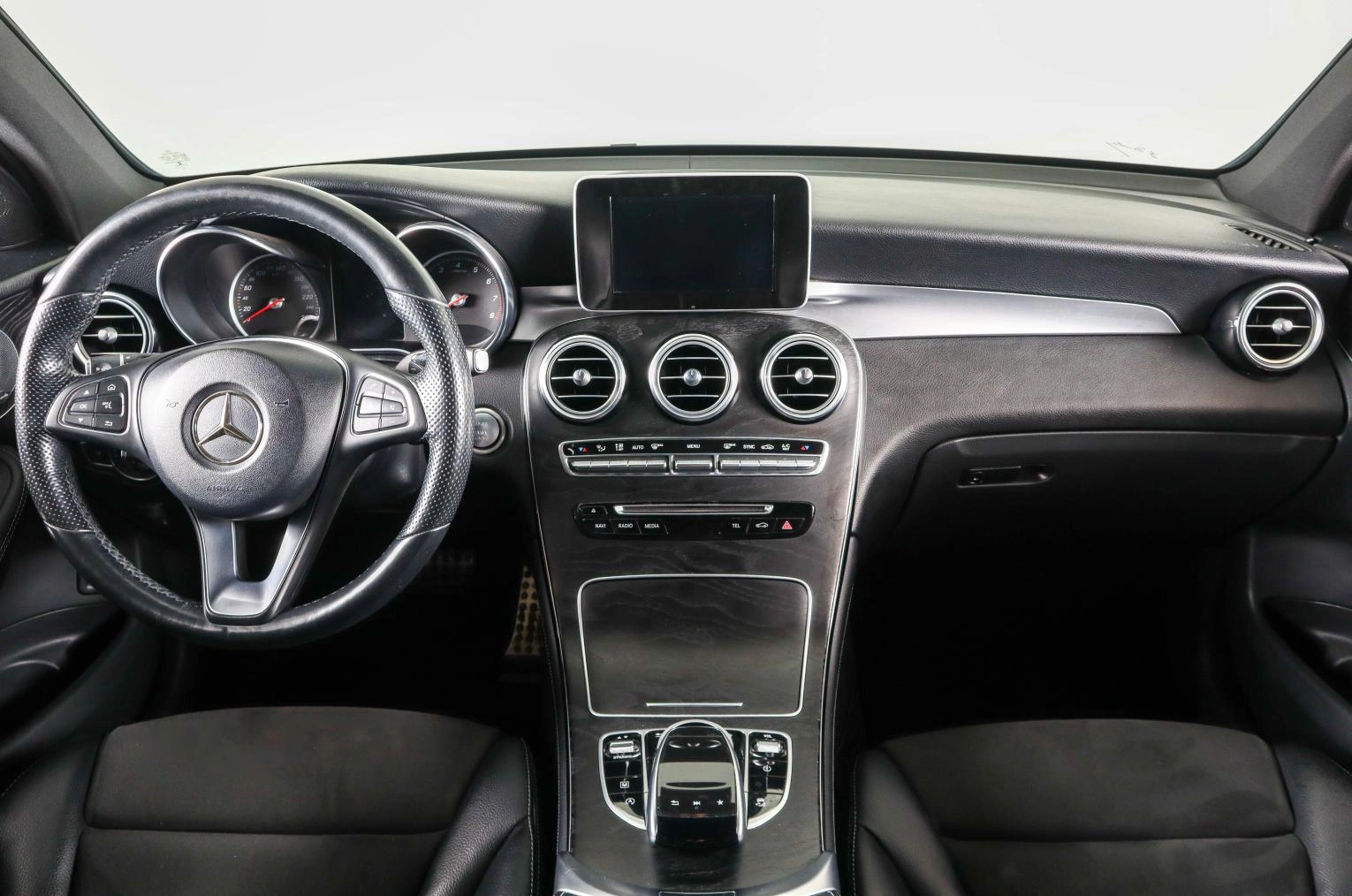Mercedes-Benz GLC-класс Coupe 16 из 30