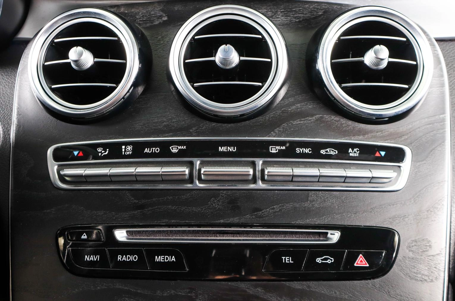 Mercedes-Benz GLC-класс Coupe 24 из 30