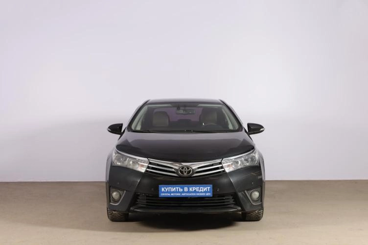 Toyota Corolla 2 из 6