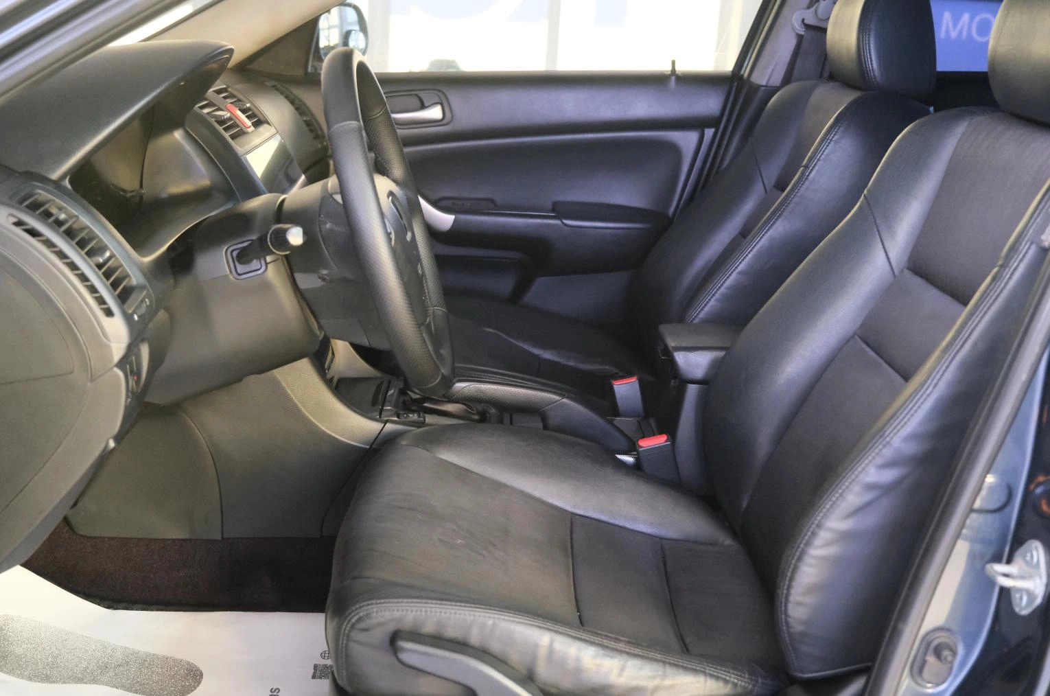 Honda Accord 7 из 21