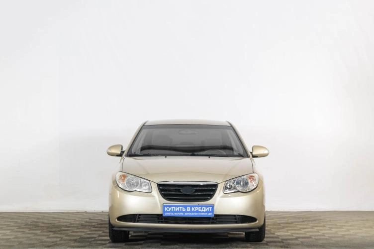 Hyundai Elantra 3 из 6