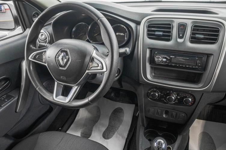 Renault Logan 14 из 23