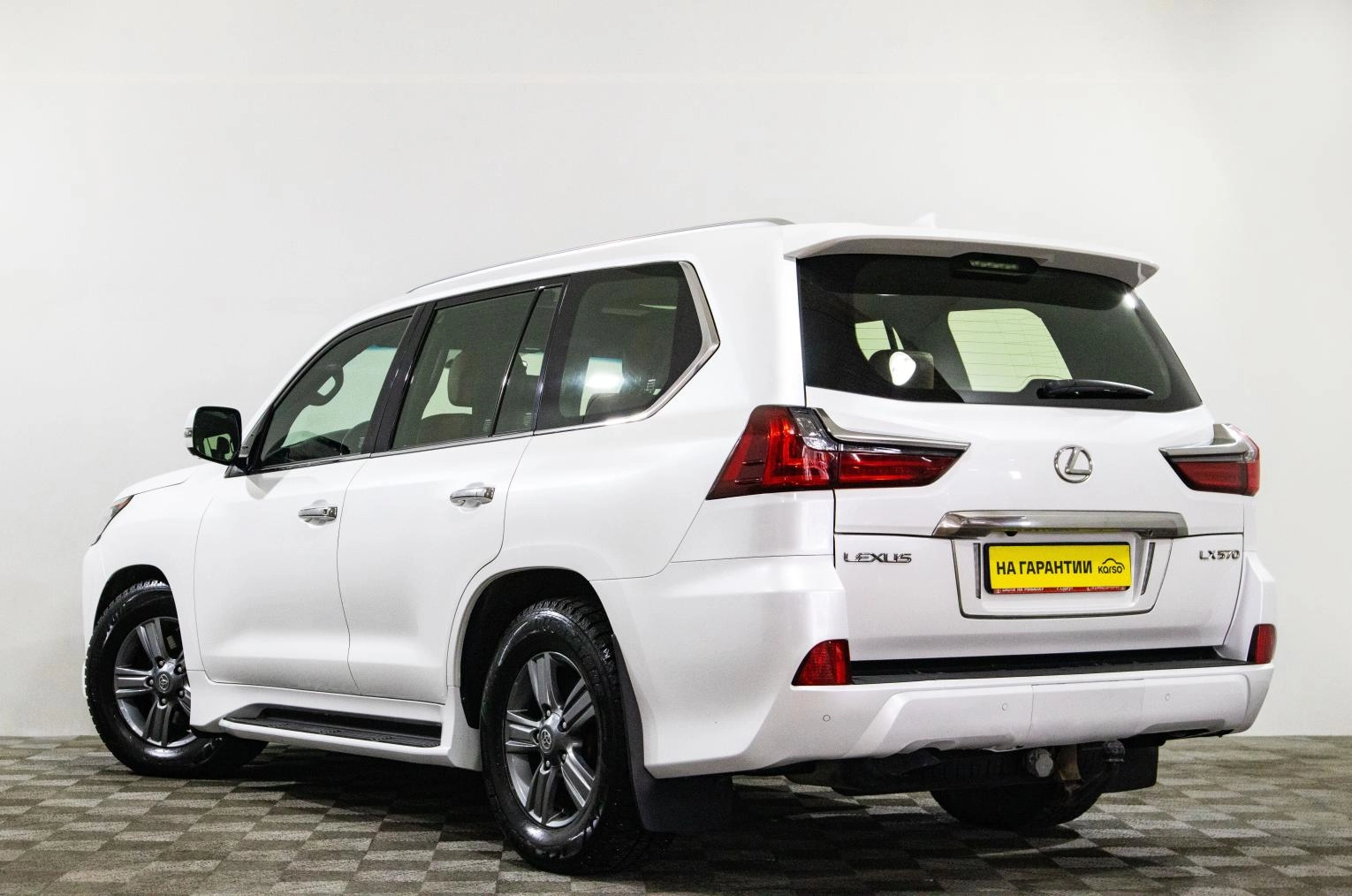 Lexus LX 6 из 21