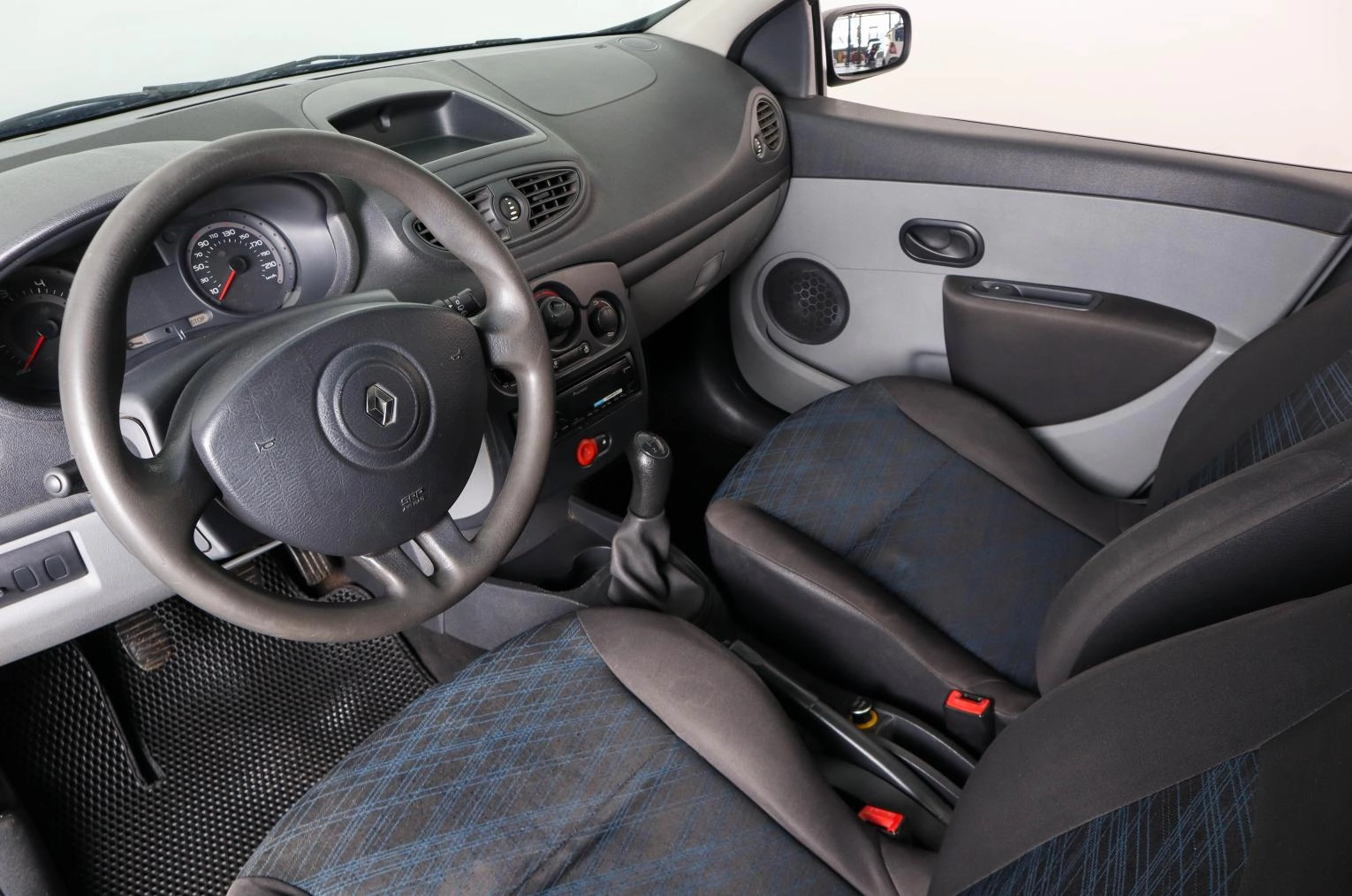 Renault Clio 7 из 18