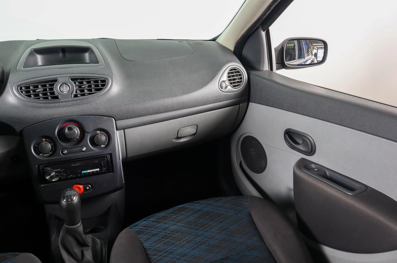 Renault Clio 13 из 18