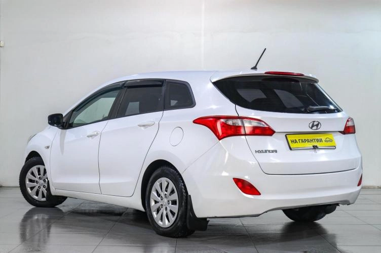 Hyundai i30 6 из 6