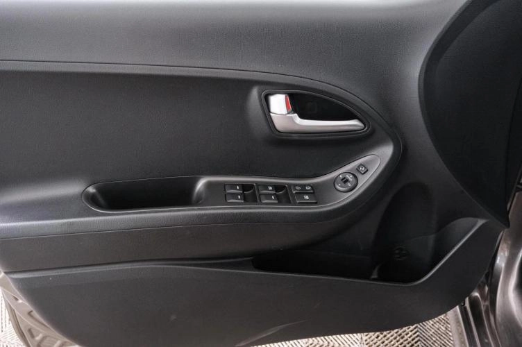 KIA Picanto 20 из 23