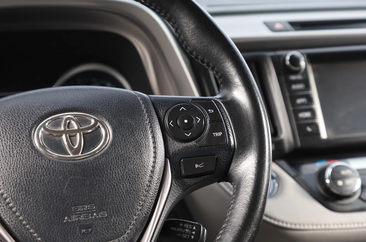 Toyota RAV4 13 из 20