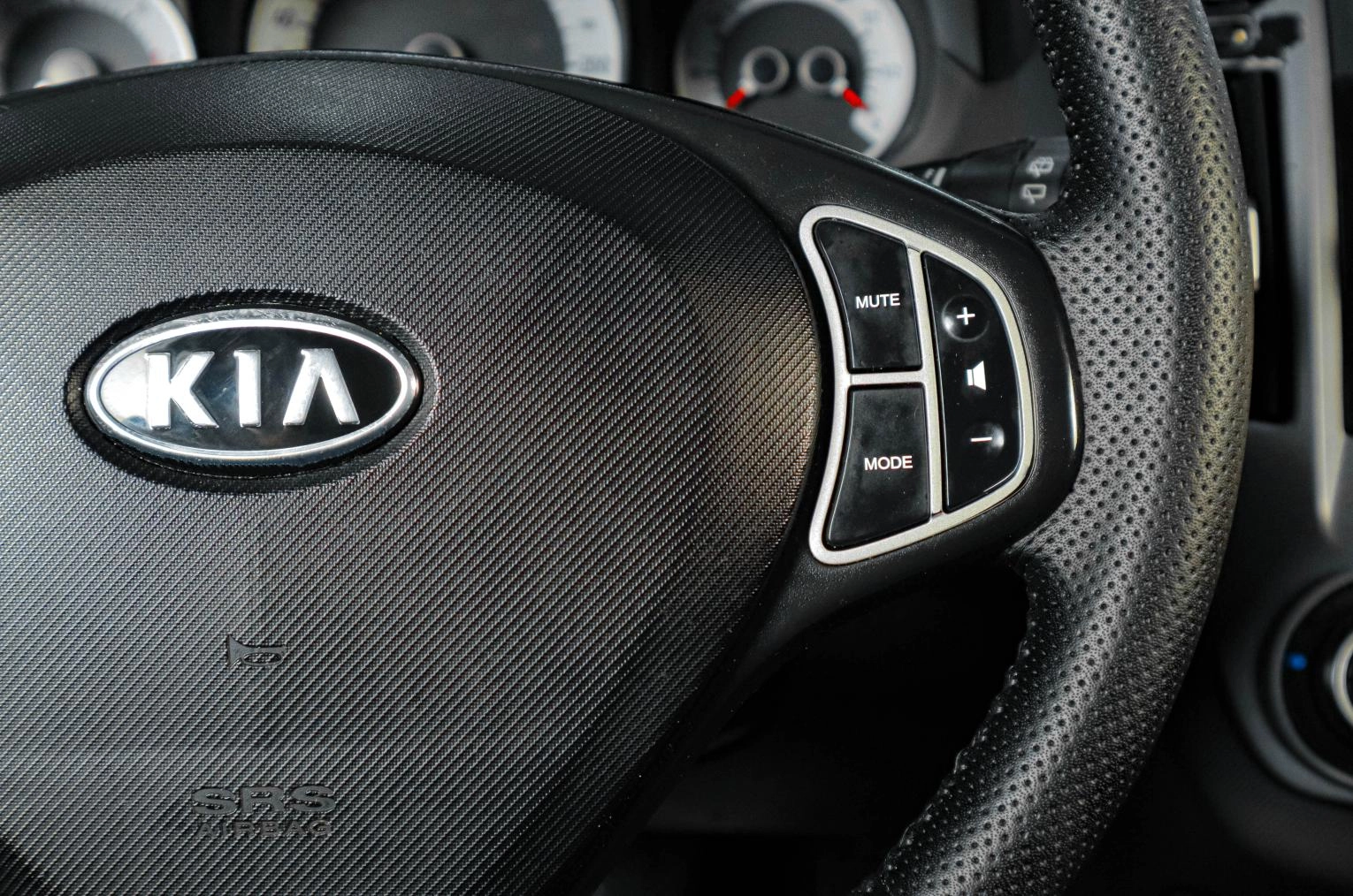 KIA cee'd 15 из 17