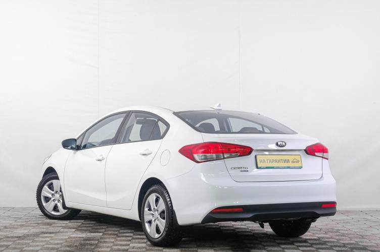 KIA Cerato 4 из 6