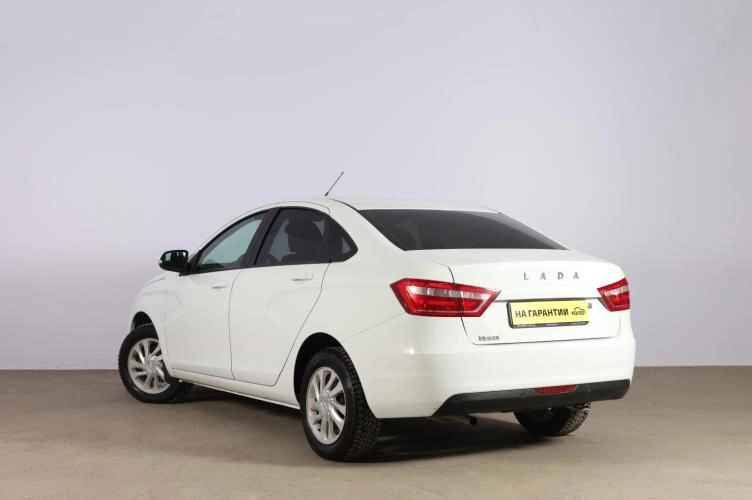 ВАЗ (LADA) Vesta 4 из 6