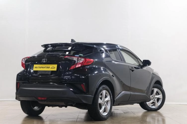 Toyota C-HR 6 из 6