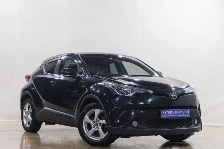 Toyota C-HR 1 из 6