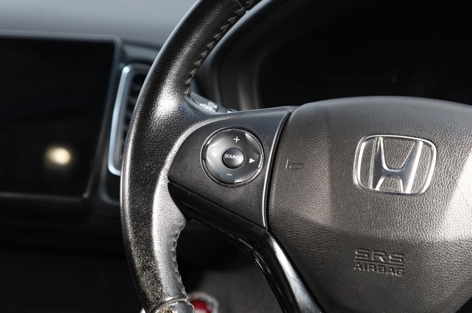 Honda Vezel 13 из 18