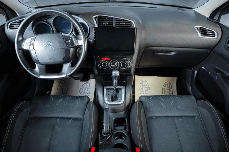 Citroen C4 12 из 19