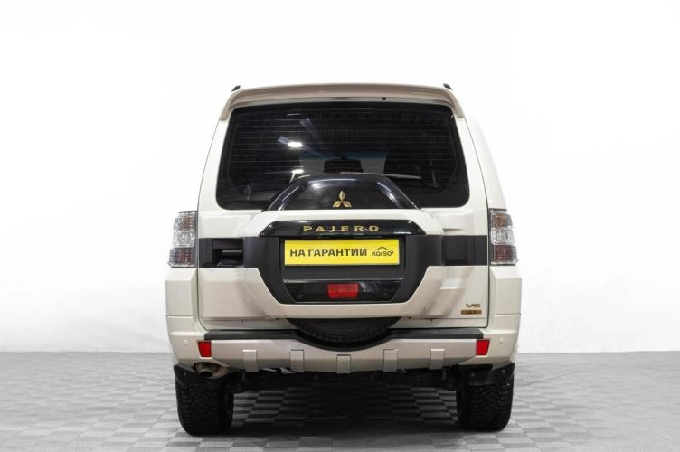 Mitsubishi Pajero 5 из 6