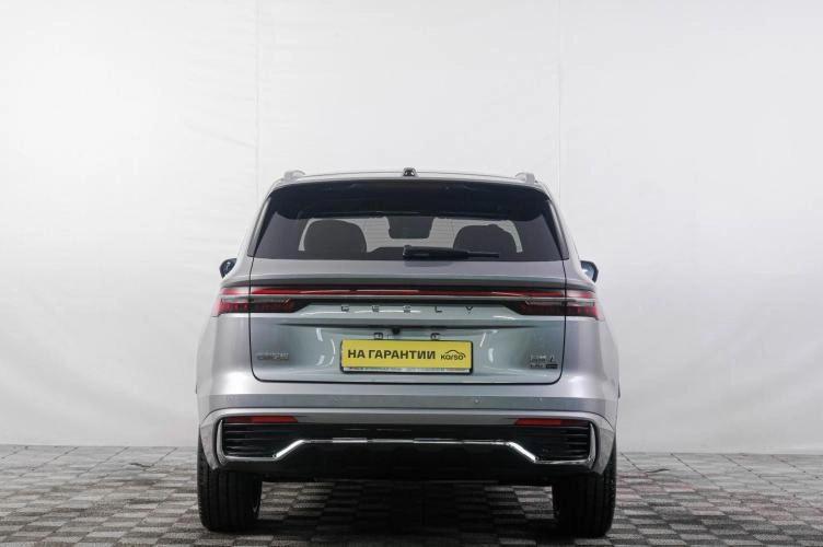 Geely Monjaro 5 из 6