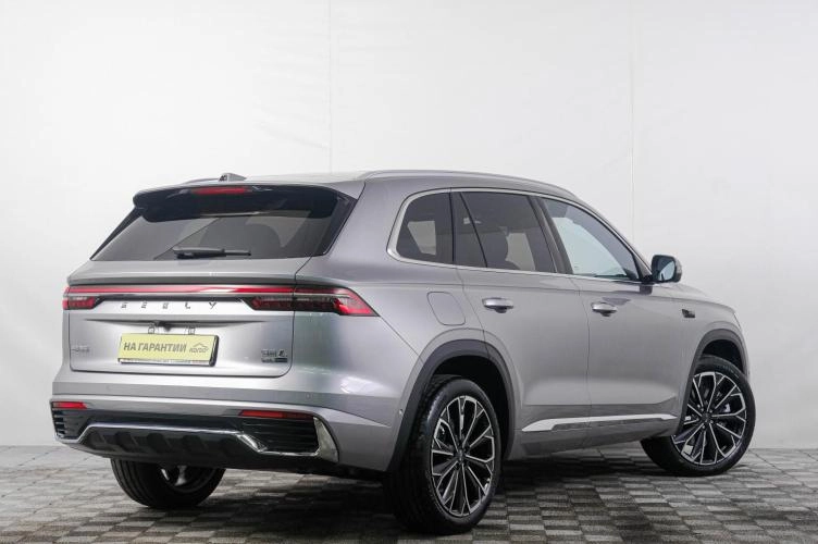 Geely Monjaro 6 из 6