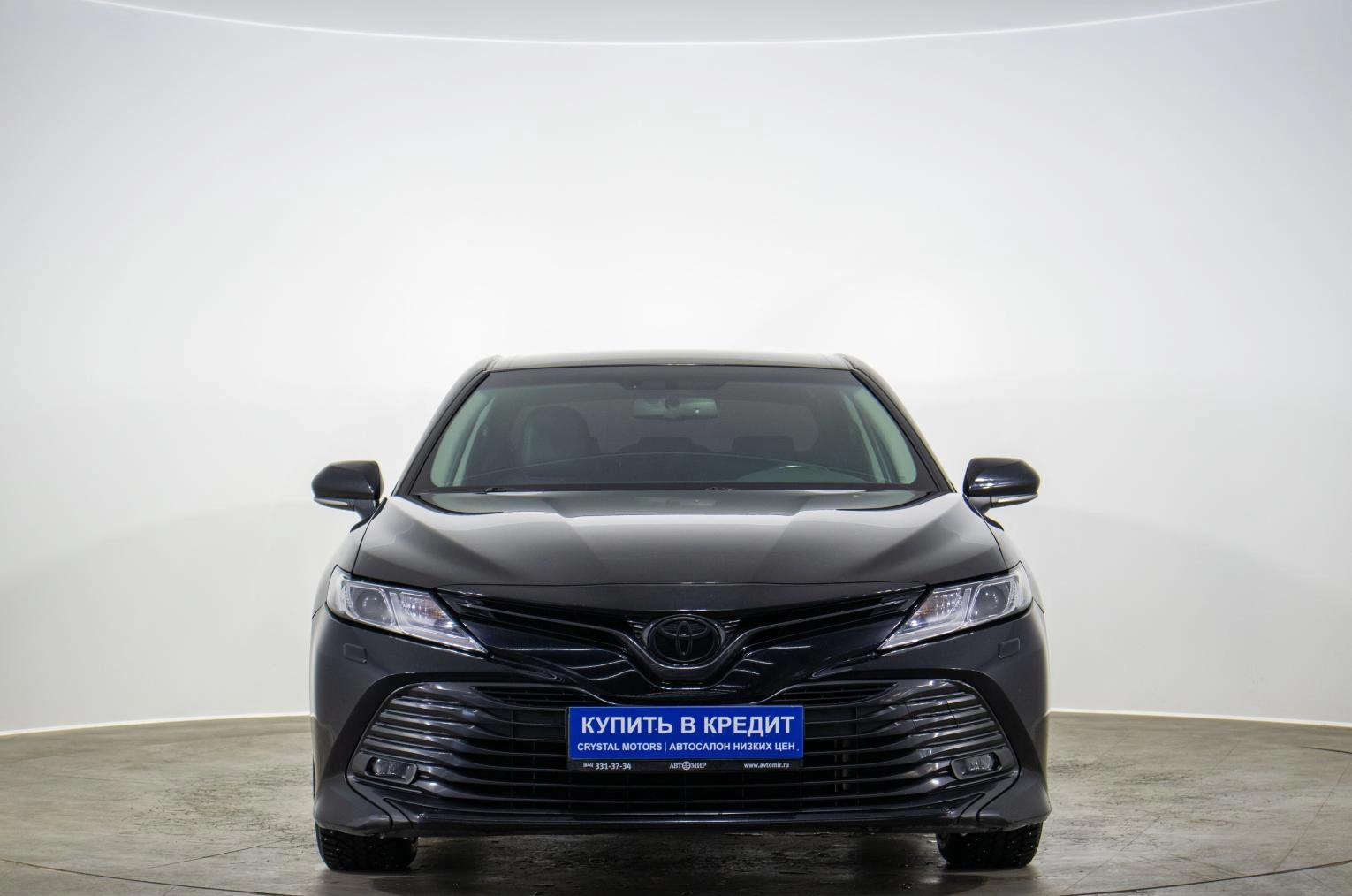 Toyota Camry 2 из 19