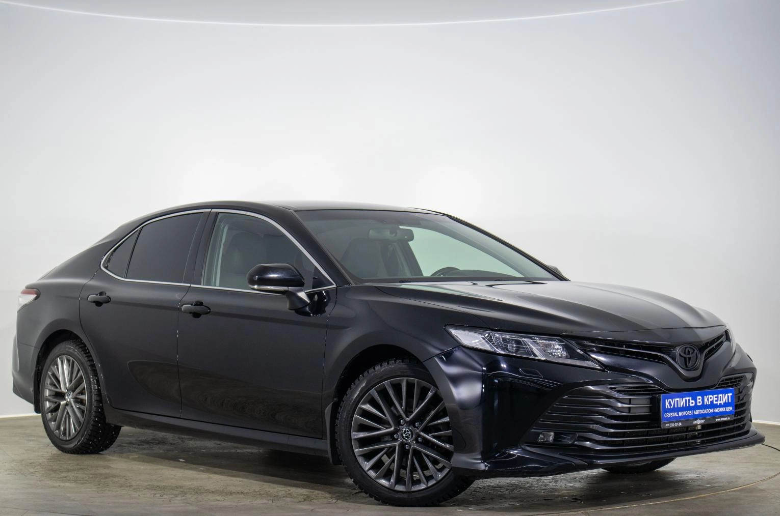 Toyota Camry 1 из 19